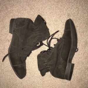 Report Signature Shoes - Brown lace up bootie Report Signature Shoes - Brown lace up bootie